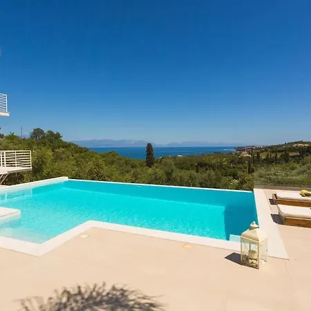 - Merkouri - Entire With Panoramic View וילה Koróni