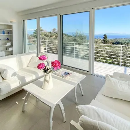 - Merkouri - Entire With Panoramic View וילה Koróni